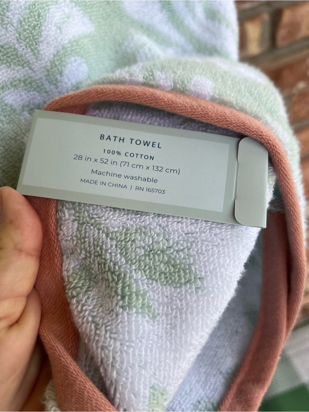 Sanctuary Mint Green & White Floral bath towel 100% cotton, 28x52 New with tags - Picture 3 of 6